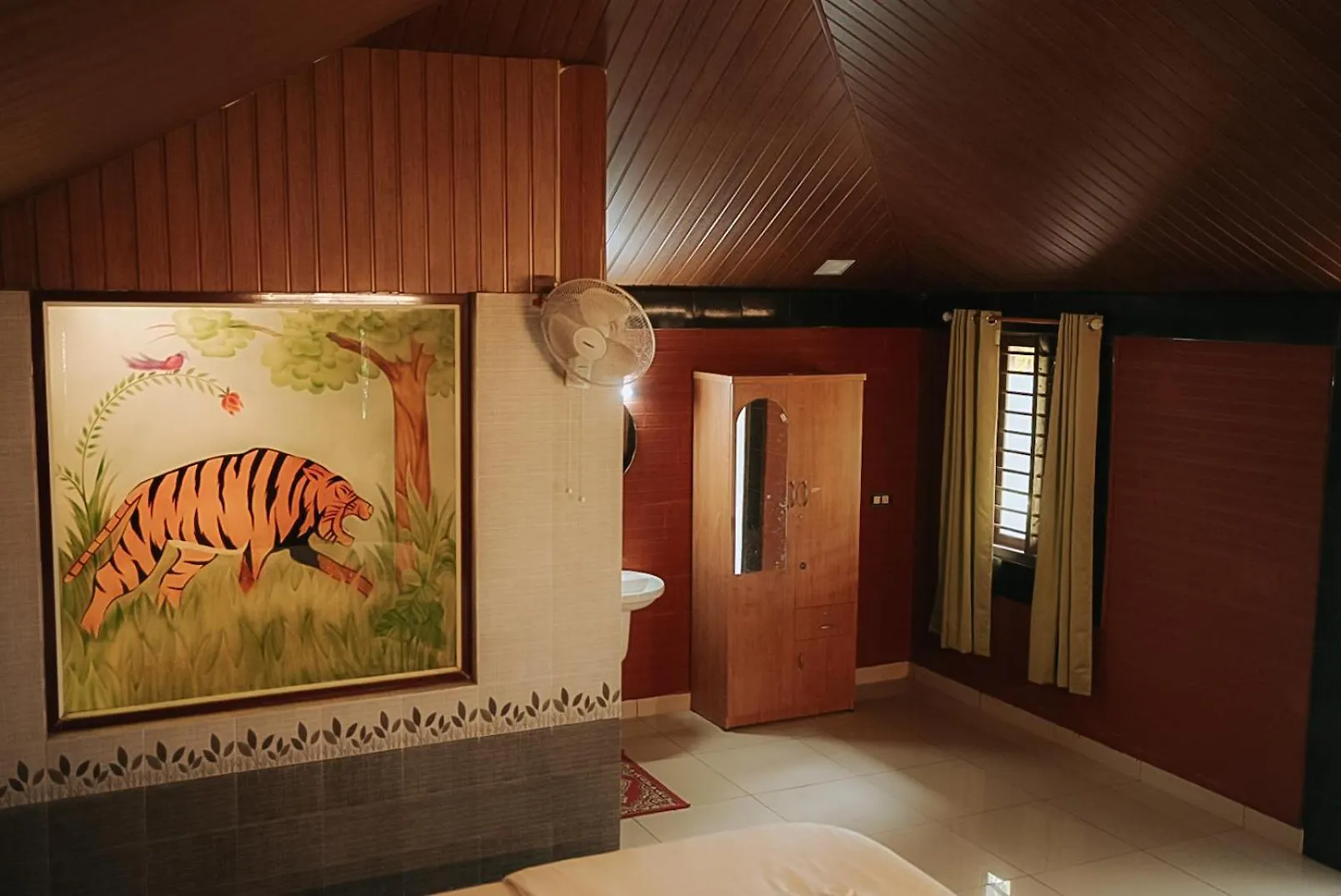 Misty Night Jungle Side Resort Pulpally 0*,  India