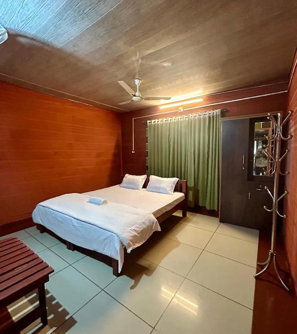 Misty Night Jungle Side Resort Pulpally